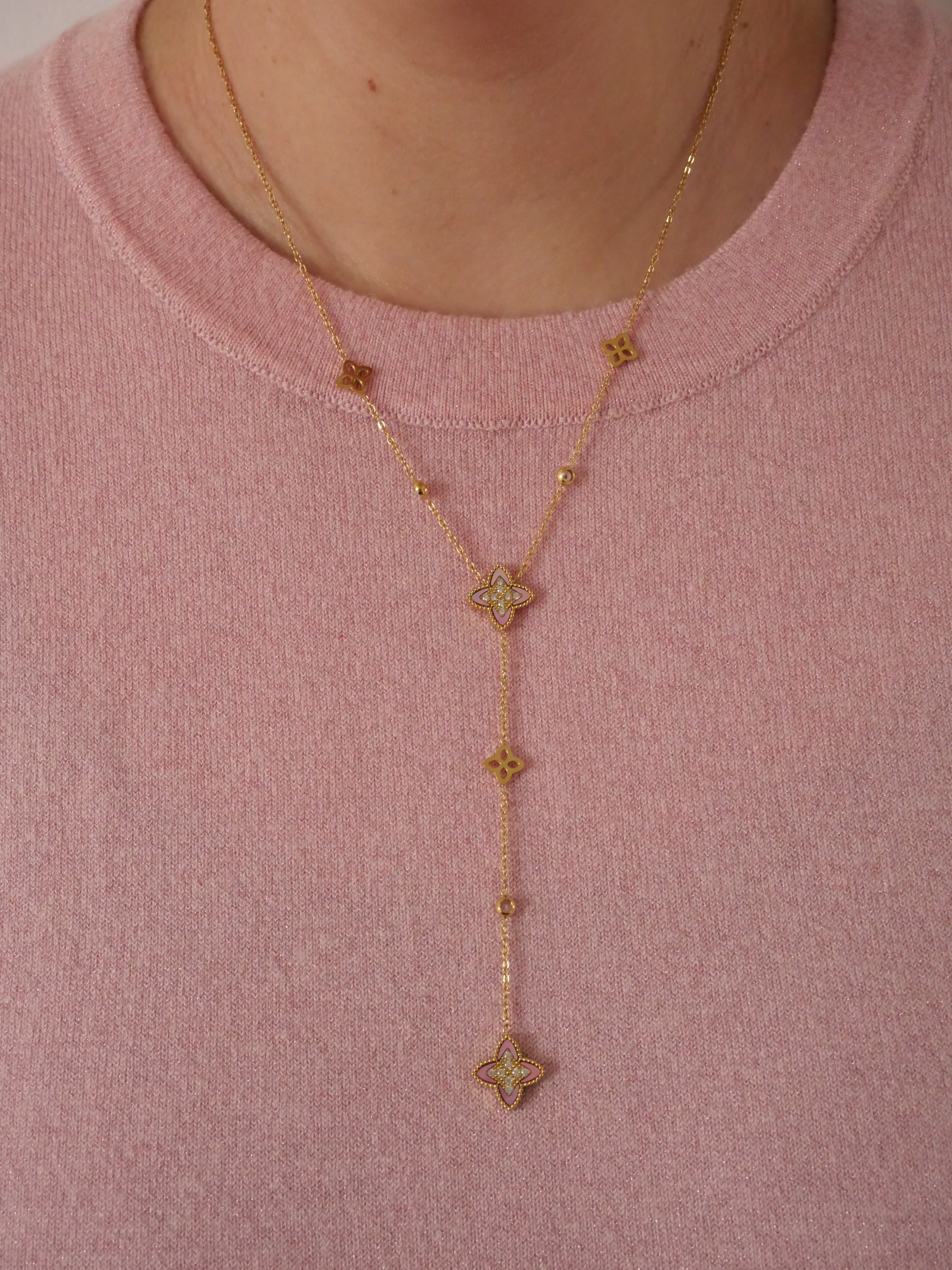 Collier Rose Etoilée